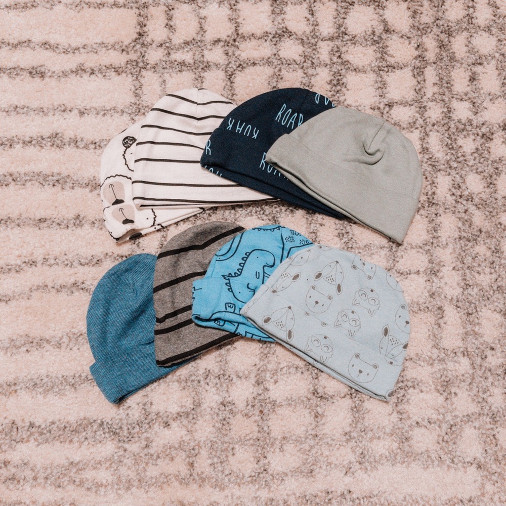 Baby hats 0-6 months